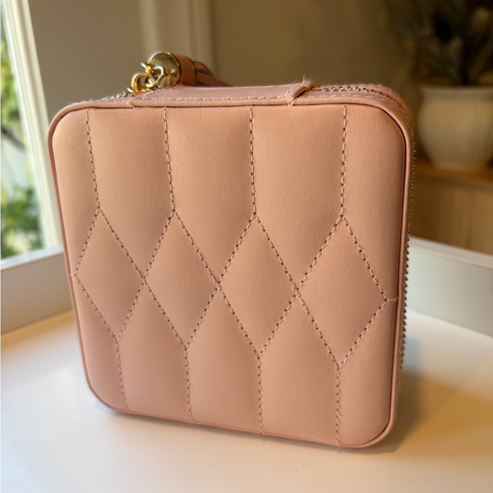 WOLF Pink and Tan Travel Jewelry Organizer - Picture 3 of 14